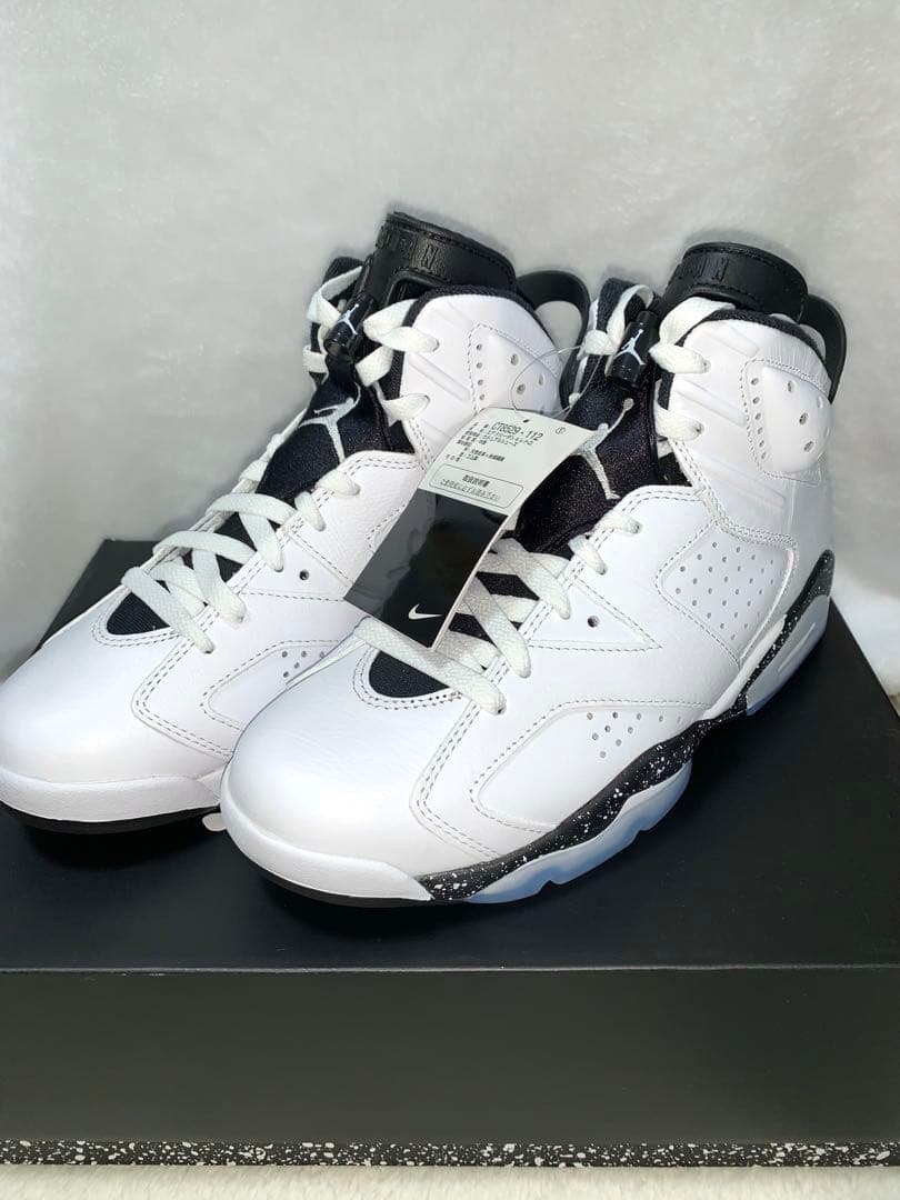 【新品】エア ジョーダン6【オレオ】ホワイト／ブラック 26cm ナイキ公式購入