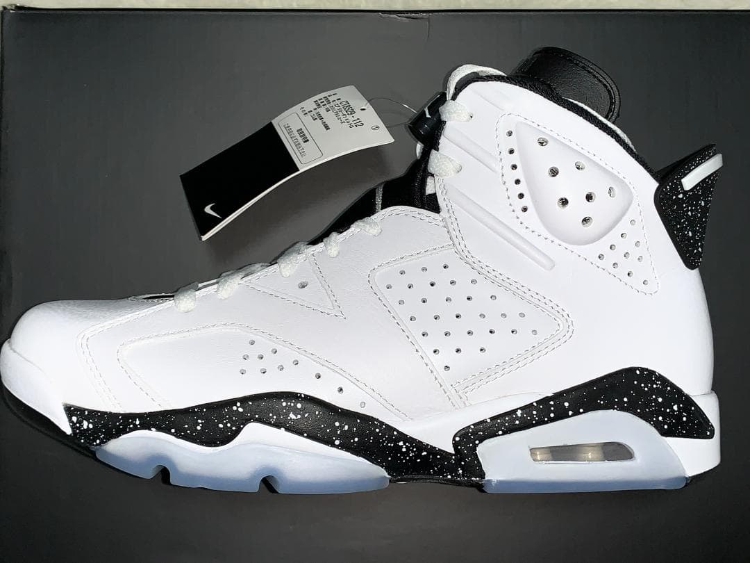 【新品】エア ジョーダン6【オレオ】ホワイト／ブラック 26cm ナイキ公式購入