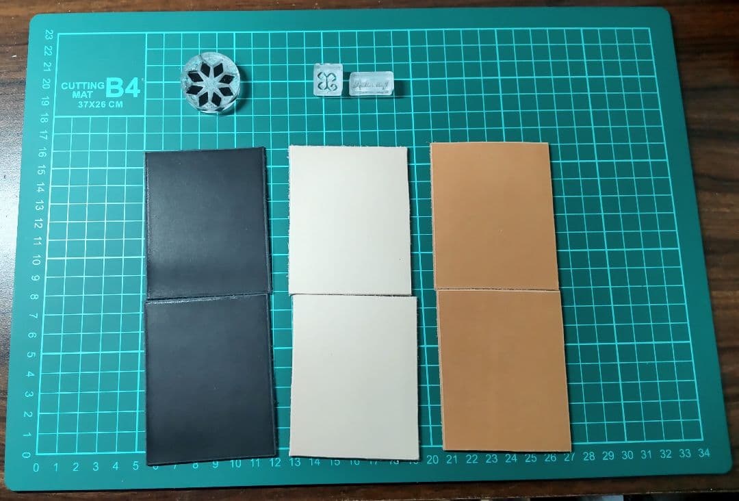 オーダー事例12】コーヒー キャニスター缶 レザーカバー マルチカラー