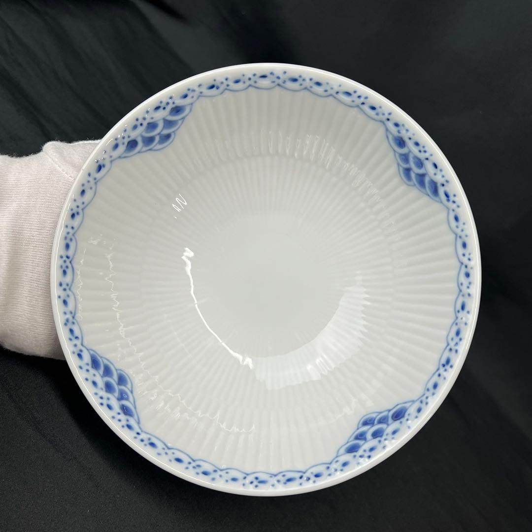 ロイヤルコペンハーゲン プリンセス 16cm サラダボウル - メルカリ