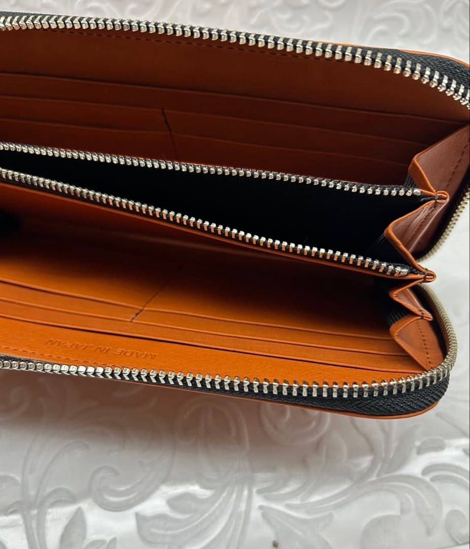 ハタケヤマのロゴ有りラウンドファスナー財布と有田焼ビアマグのセット 新品未使用