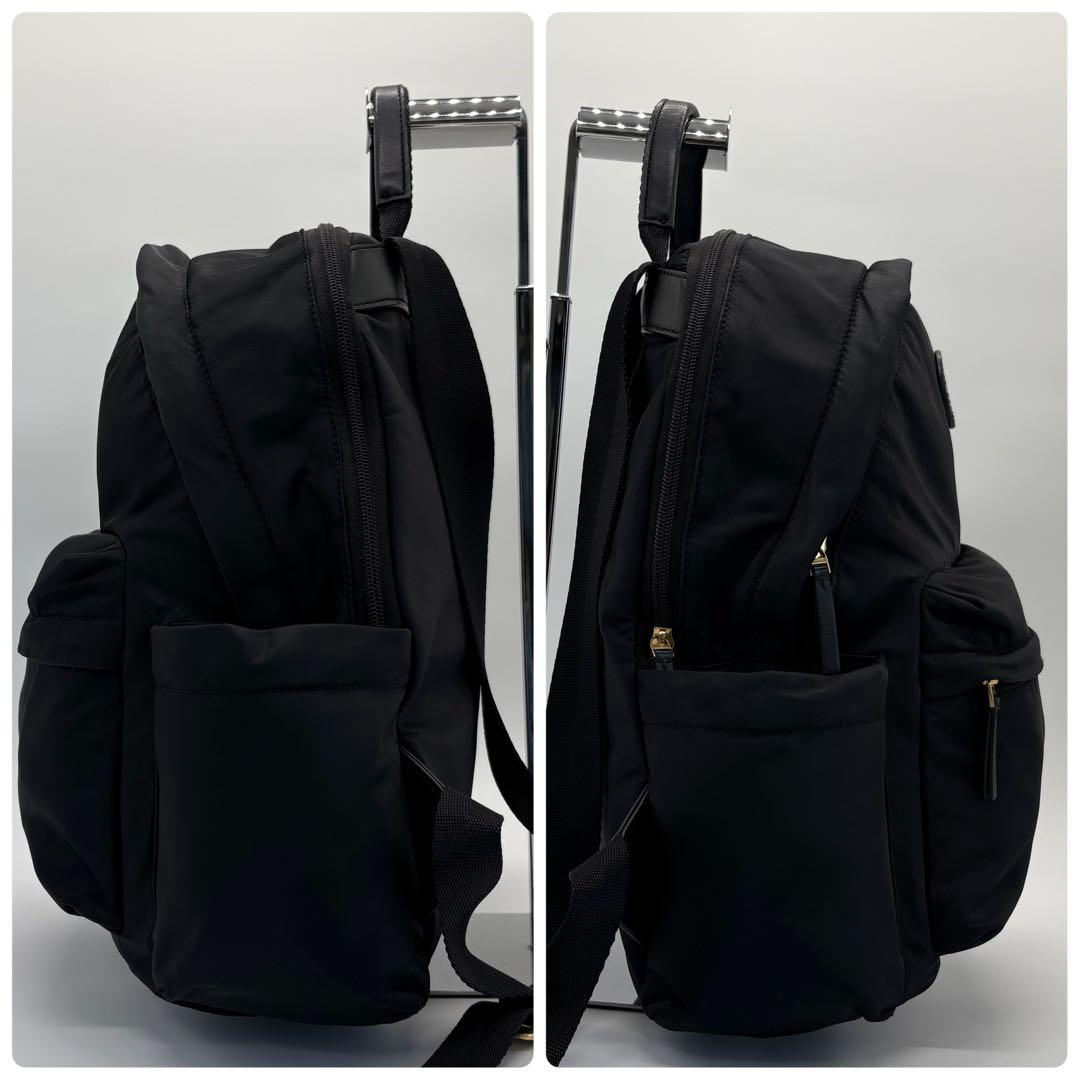 美品✨トリーバーチ リュックサック A4可 多収納 軽量 ナイロン ブラック