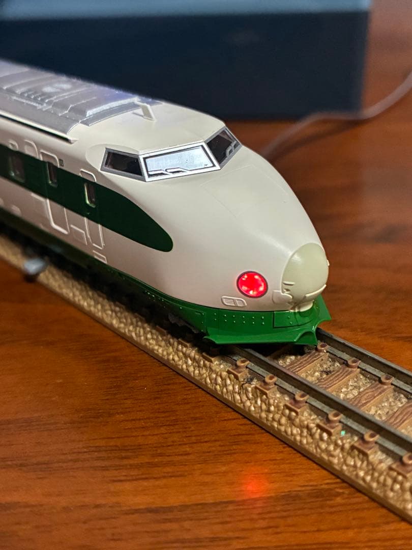 鉄*用様 200系東北上越新幹線　6両　tomix ライト点灯動力動作確認済　ジ