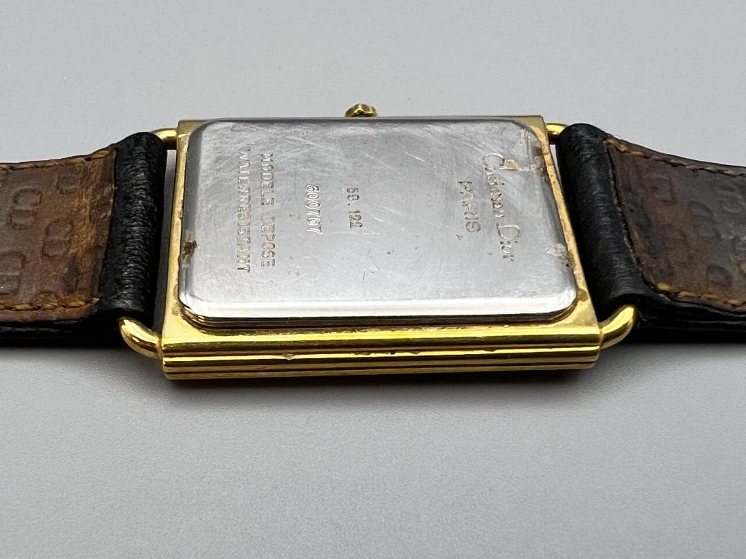 クリスチャンディオール 59.122 ホワイト クオーツ レディース 時計 不動