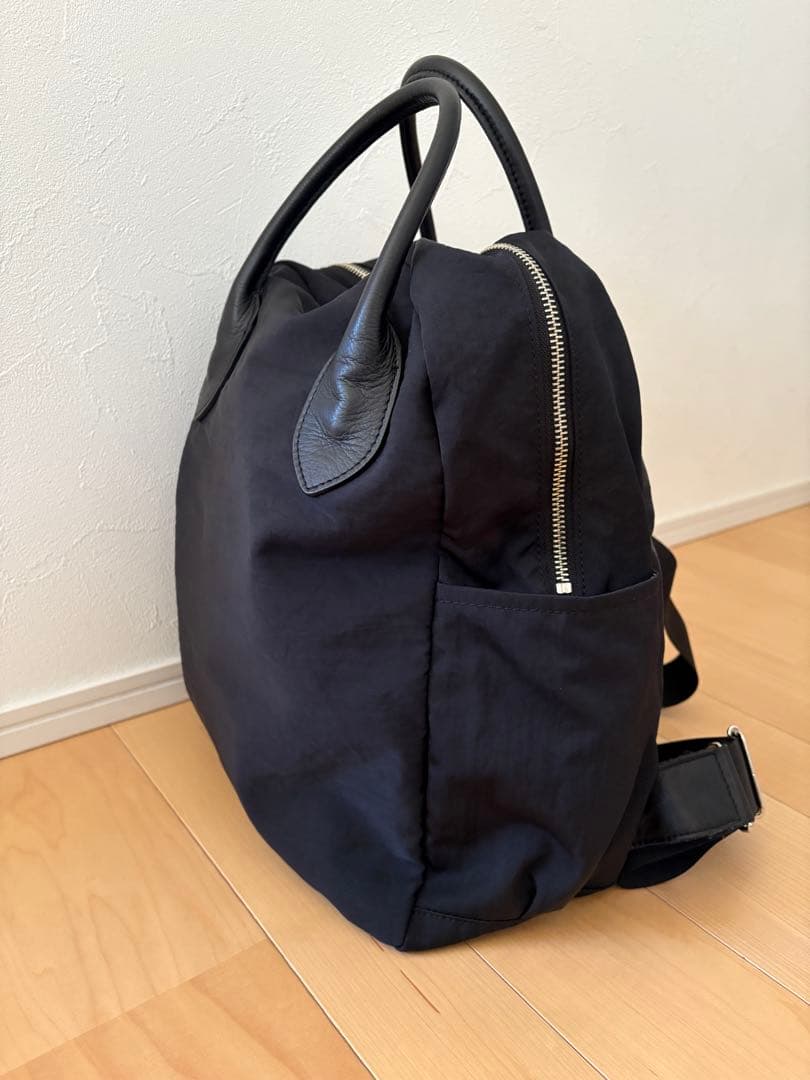 OUR レザー持ち手の2wayリュック