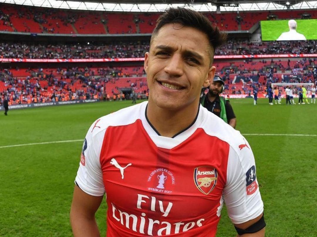 16-17 FAカップ決勝仕様アーセナルホームレプリカユニフォーム