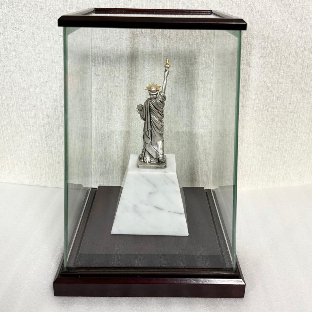 希少】銀製 自由の女神 置物 面取り ガラスケース silver970 - メルカリ