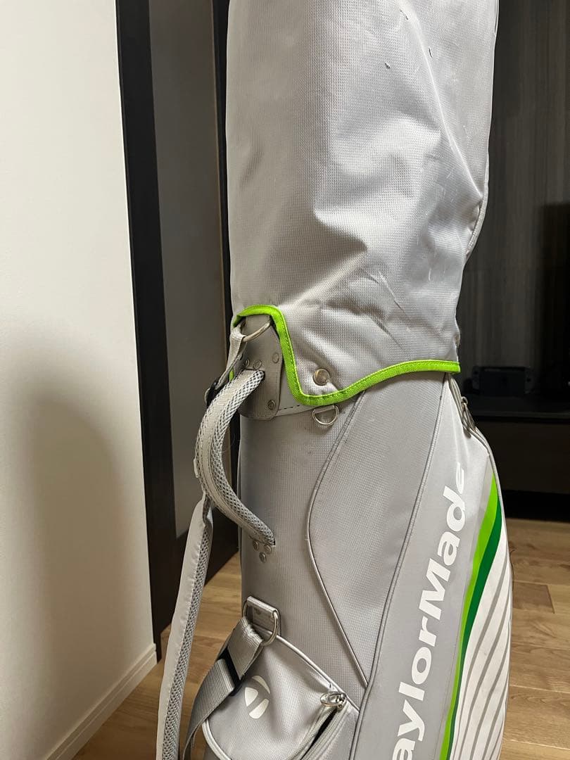 TaylorMade キャディバッグ（レディース）