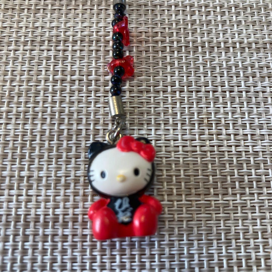 平成レトロ ご当地キティちゃん 岐阜県 さるぼぼ ストラップ - メルカリ