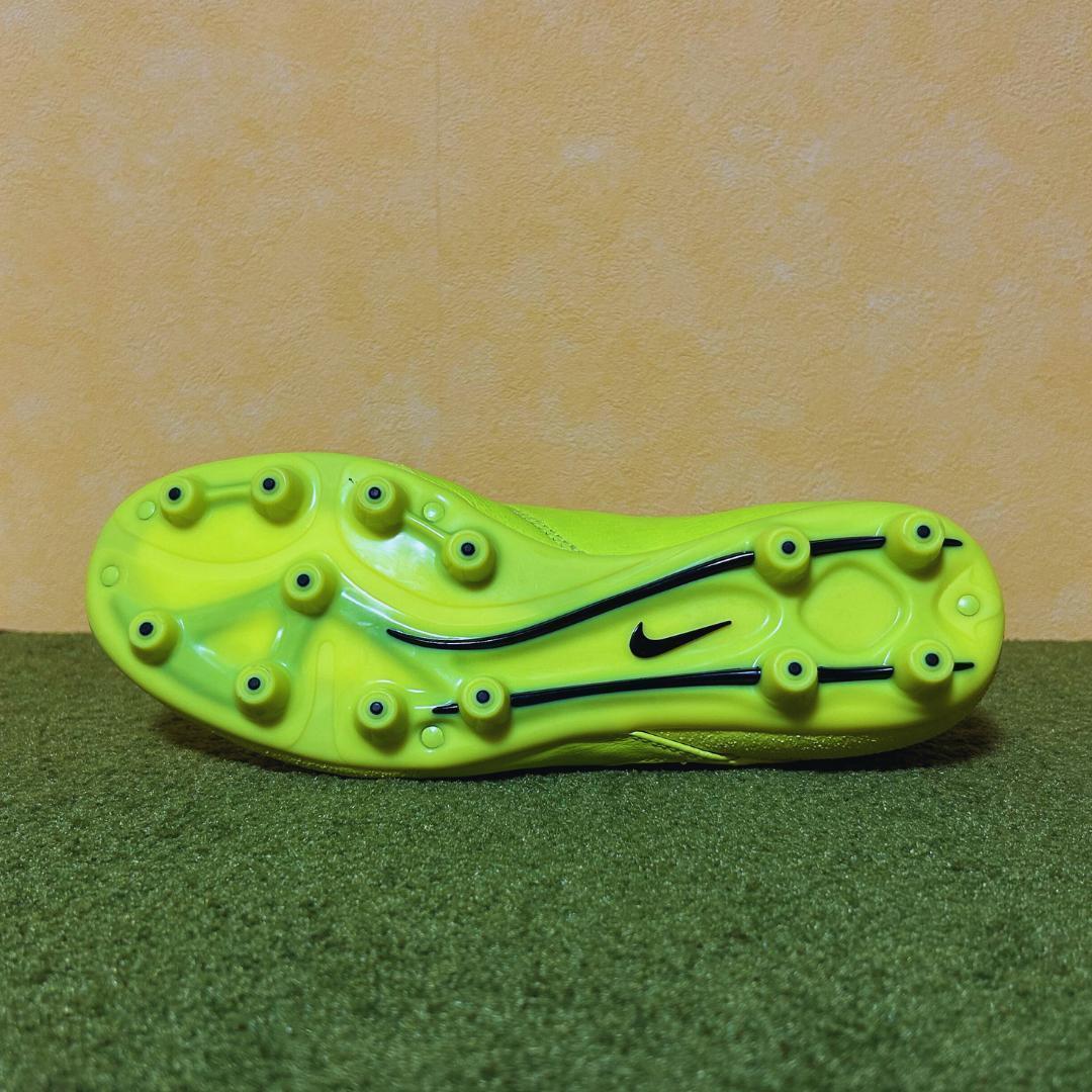 新品 未使用 サッカースパイク ナイキ ティエンポ HG 激レア 24.0cm
