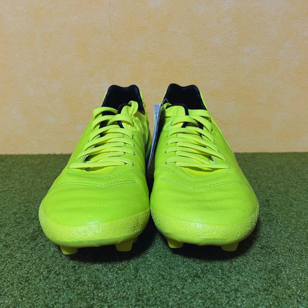 新品 未使用 サッカースパイク ナイキ ティエンポ HG 激レア 24.0cm