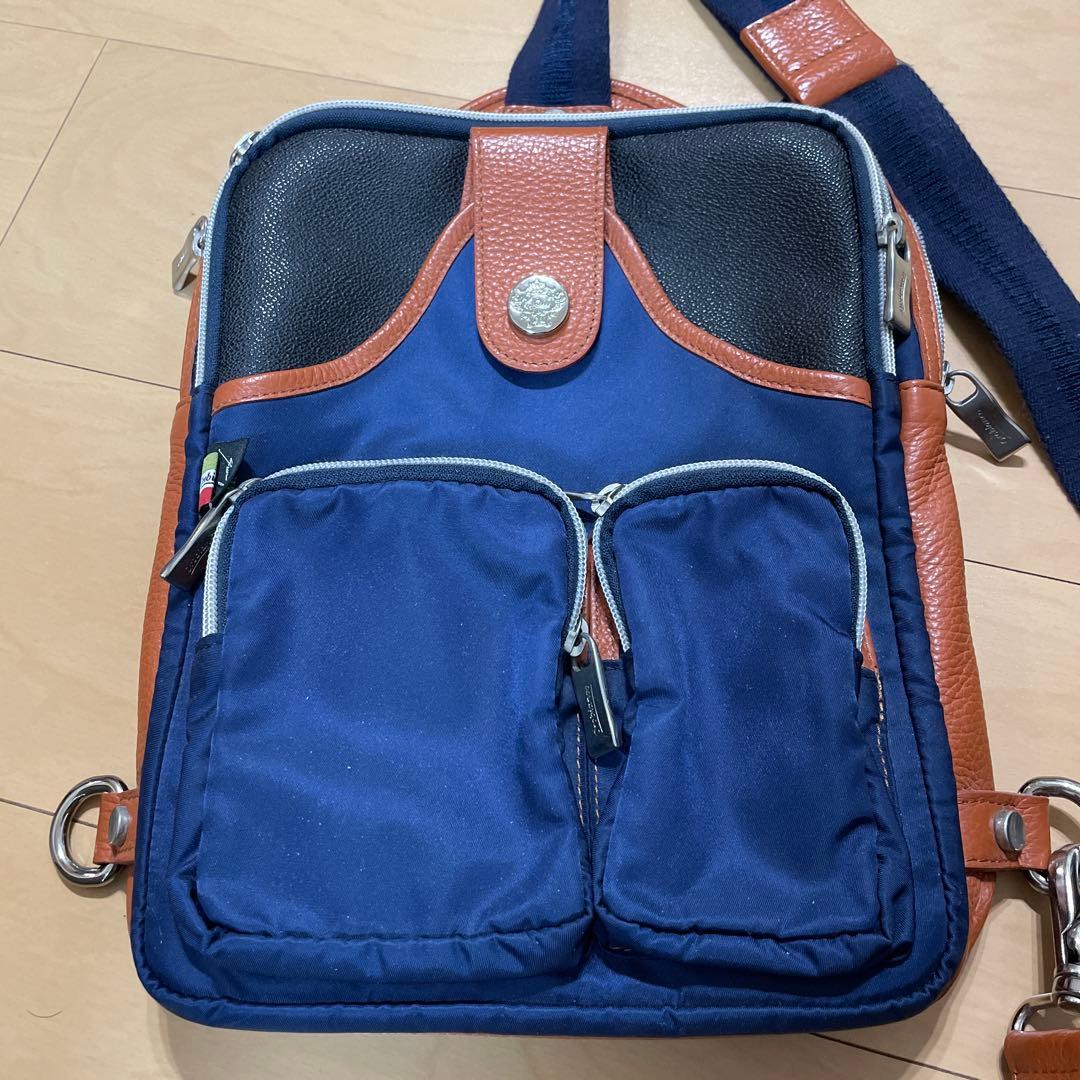 【まいたろー❤︎】Orobiancoオロビアンコネイビーとブラウンショルダー