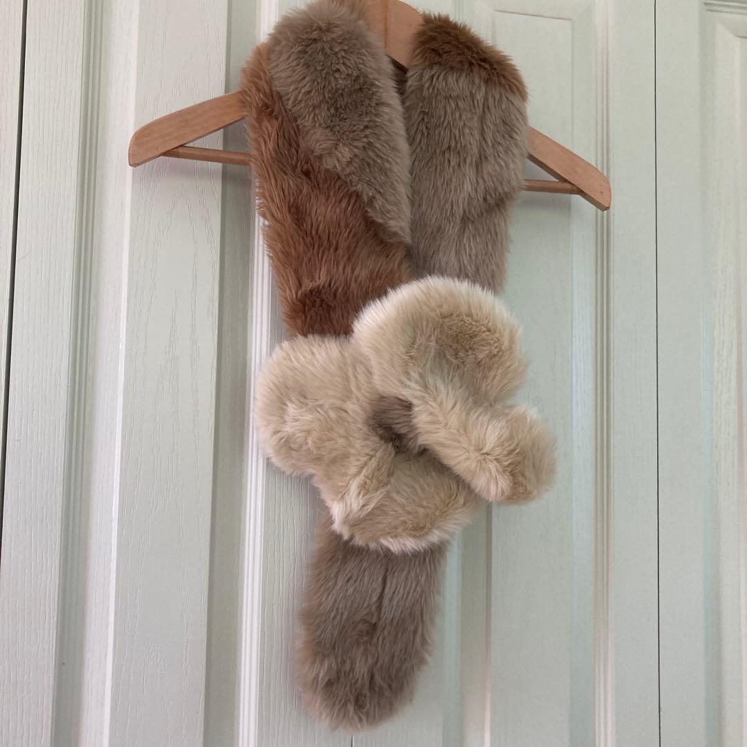 人気⭐️フラワーストール　WANDMEE エコファーストール　マフラー