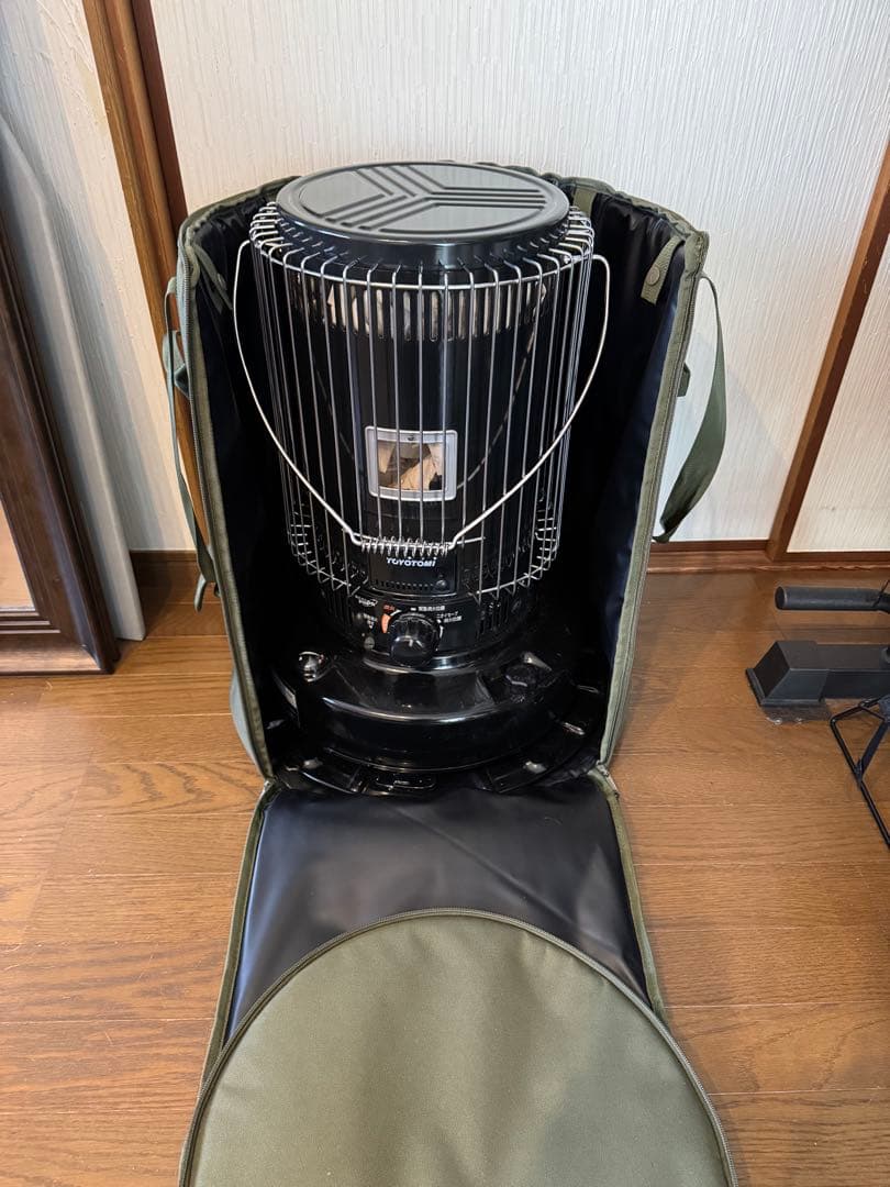 TOYOTOMI 石油ストーブ KS-67H 2023年製 トヨトミ ケース付き