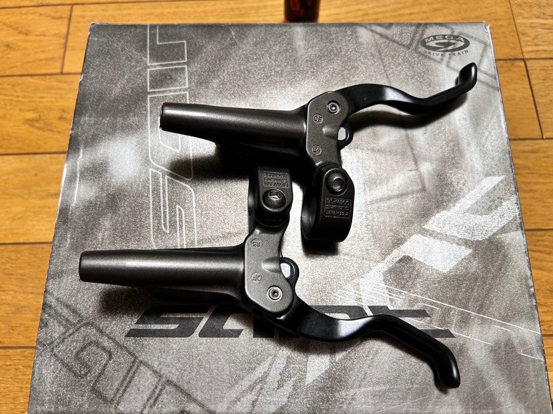 シマノ(SHIMANO)　ブレーキ　キャリパー　ディスクローター