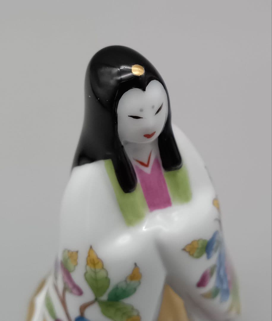 HEREND ヘレンド ヴィクトリアブーケ 雛人形 立ち雛 台座付き