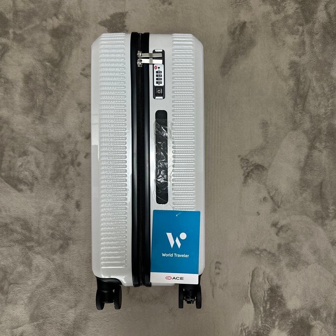 ACE World Traveler ホワイトキャリーケース