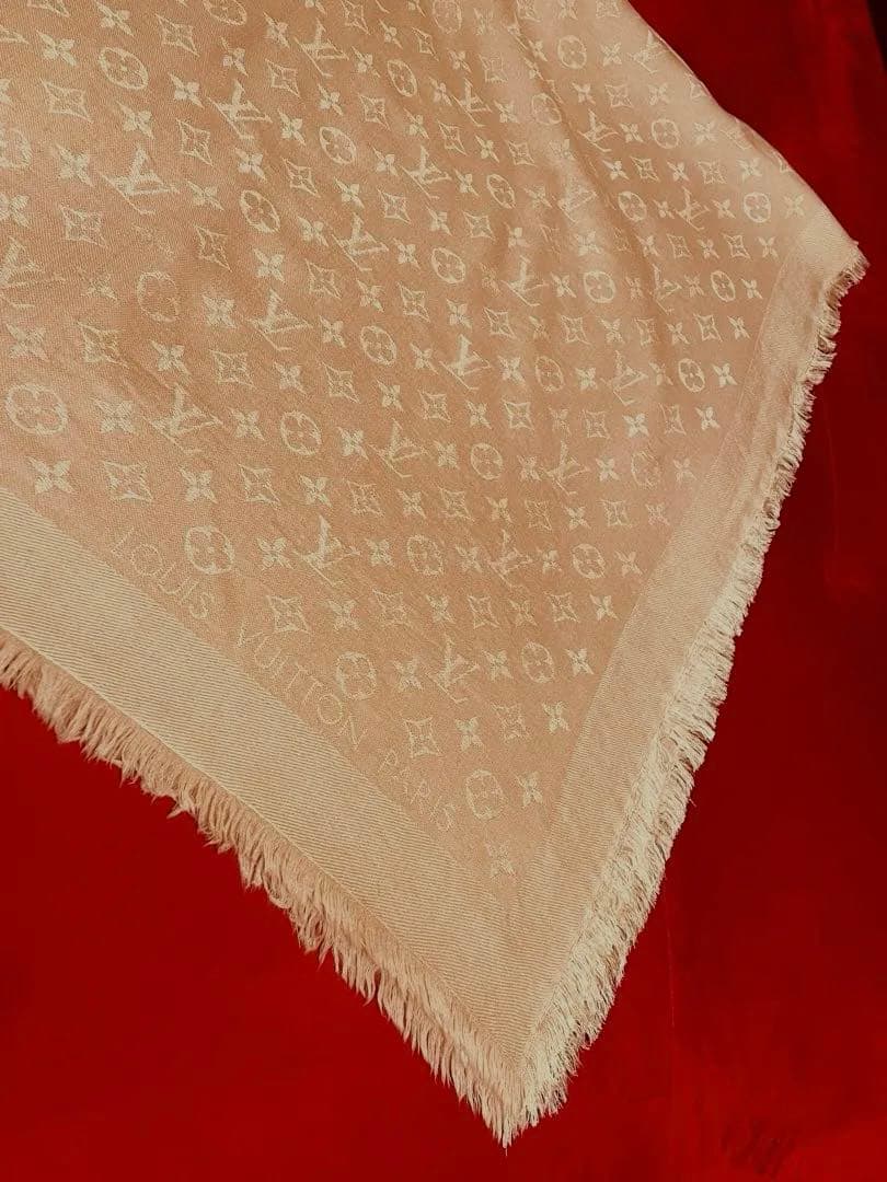 希少ピンク美品Louis Vuitton ストール 大判シルクウール