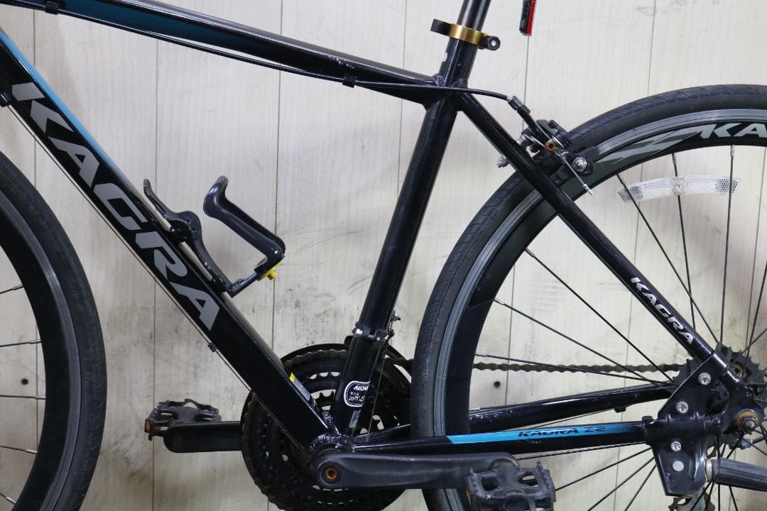 KAGRAカグラ 700C アルミ シマノ18速 470mm クロスバイクの通販｜www