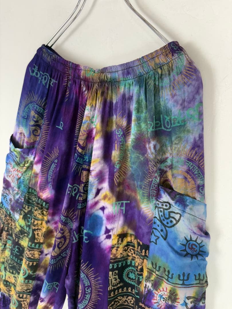 新品】レーヨンアラジンパンツ ヒンディー文字 タイダイ染め F373