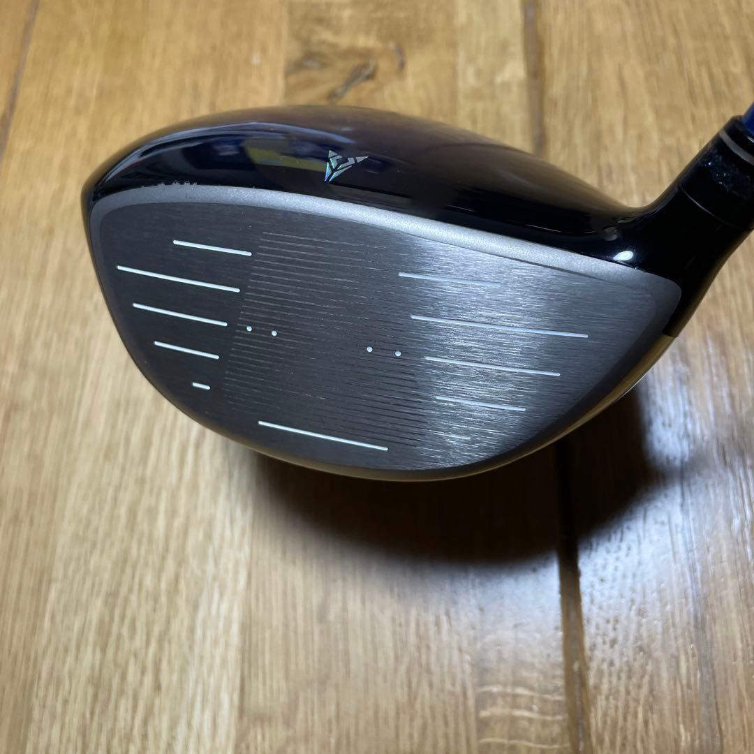 赤い色 XXIO 11 ドライバー 10.5°