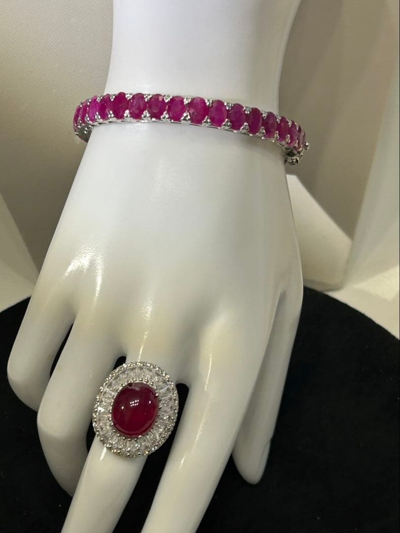 つ*る様 超豪華‼️天然ルビーリングとバングルのセット