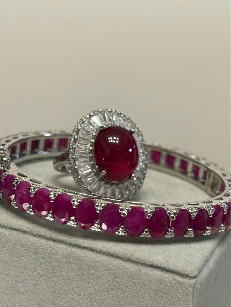 つ*る様 超豪華‼️天然ルビーリングとバングルのセット