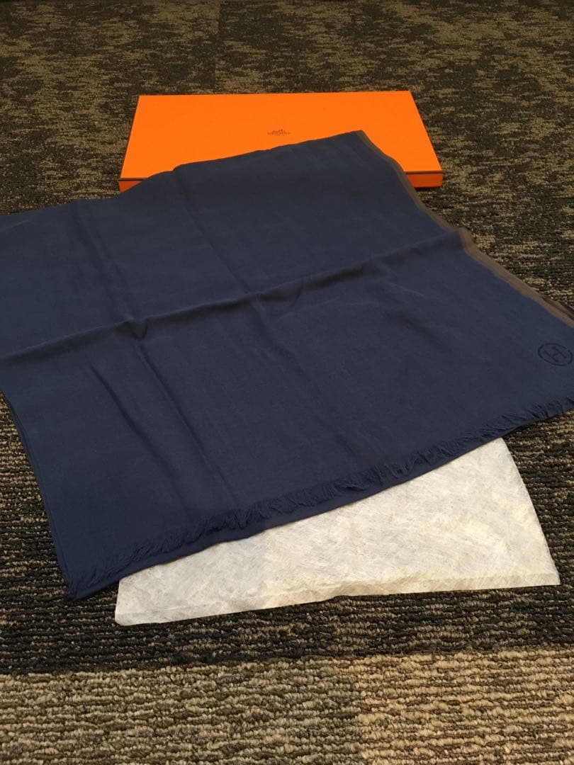 エルメス　希少なコットンストール　新品未使用 HERMES（エルメス） ストール 75×213 ニュー・リブリス NEW LIBRIS