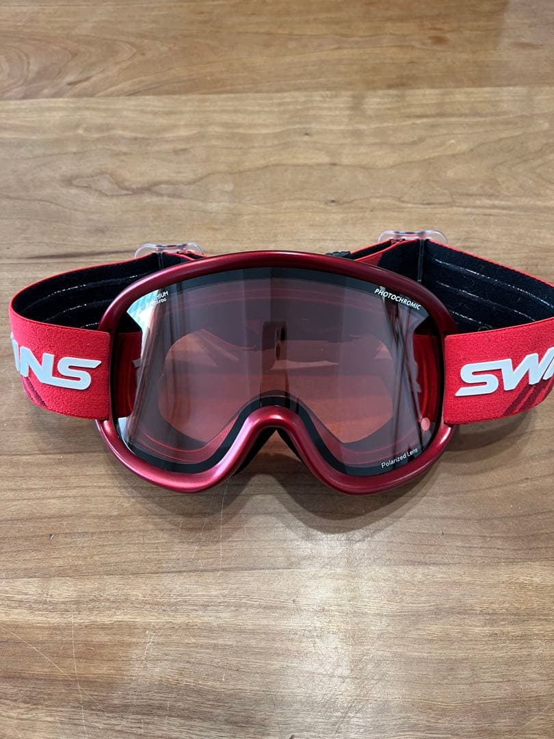 スワンズ　スノーゴーグル 赤