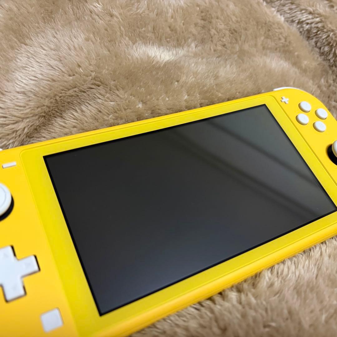 Nintendo Switch Lite イエロー 本体 ピクミン3、ピクミン4