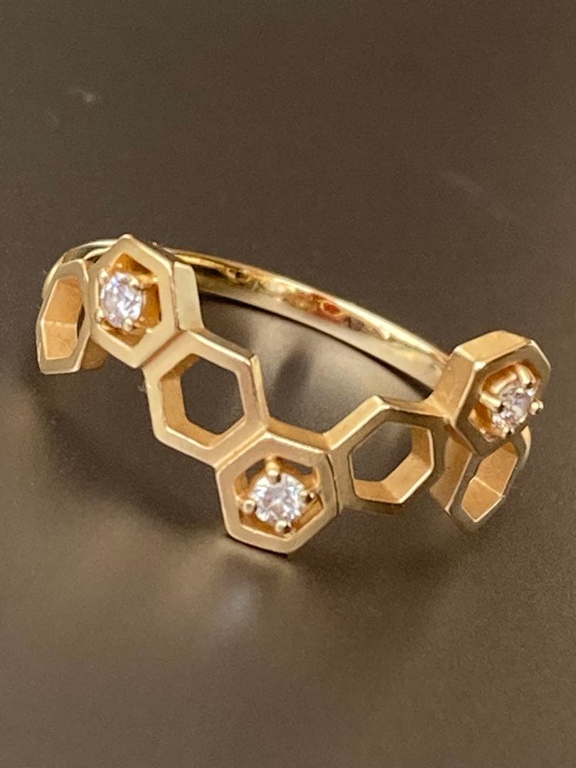 K18 ハニカム模様ダイヤモンドリング　蜂の巣　TSUTSUMI 個性的指輪