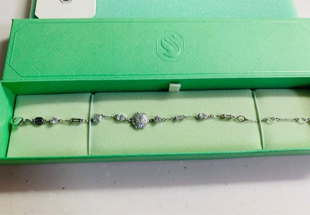 スワロフスキー　Swarovski Idyllia ブレスレット ミックスカット