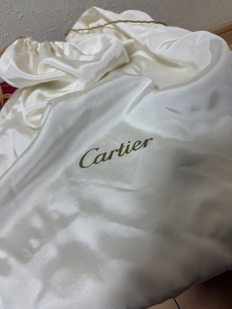 【美品・未使用】カルティエ リュックサック マストライン ターンロック ボルドー