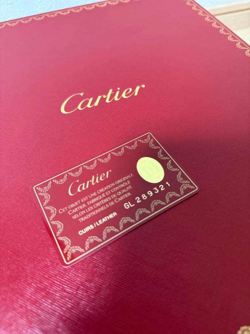 【美品・未使用】カルティエ リュックサック マストライン ターンロック ボルドー