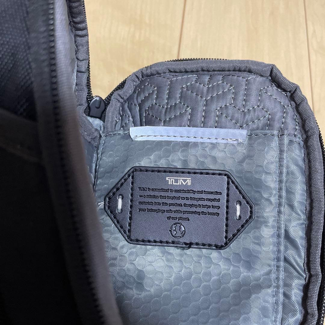 TUMI 〔トゥミ〕Esports プロ・スリング