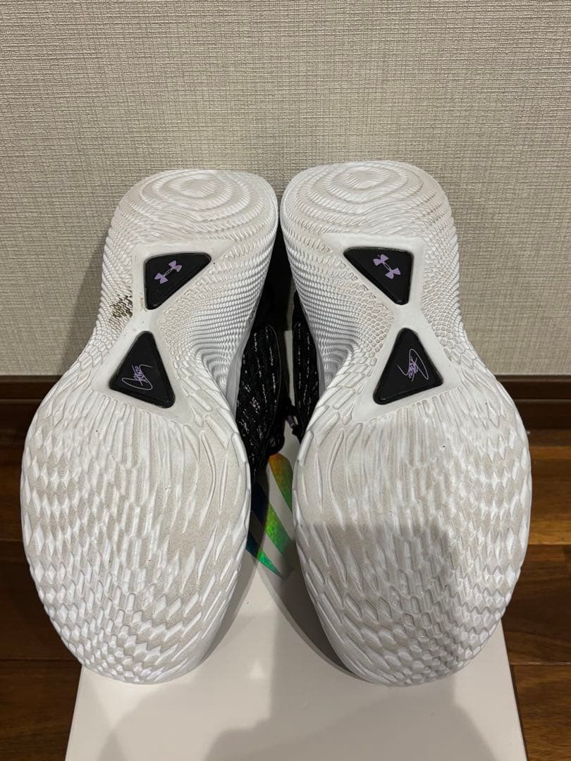 カリー９　26.5cm