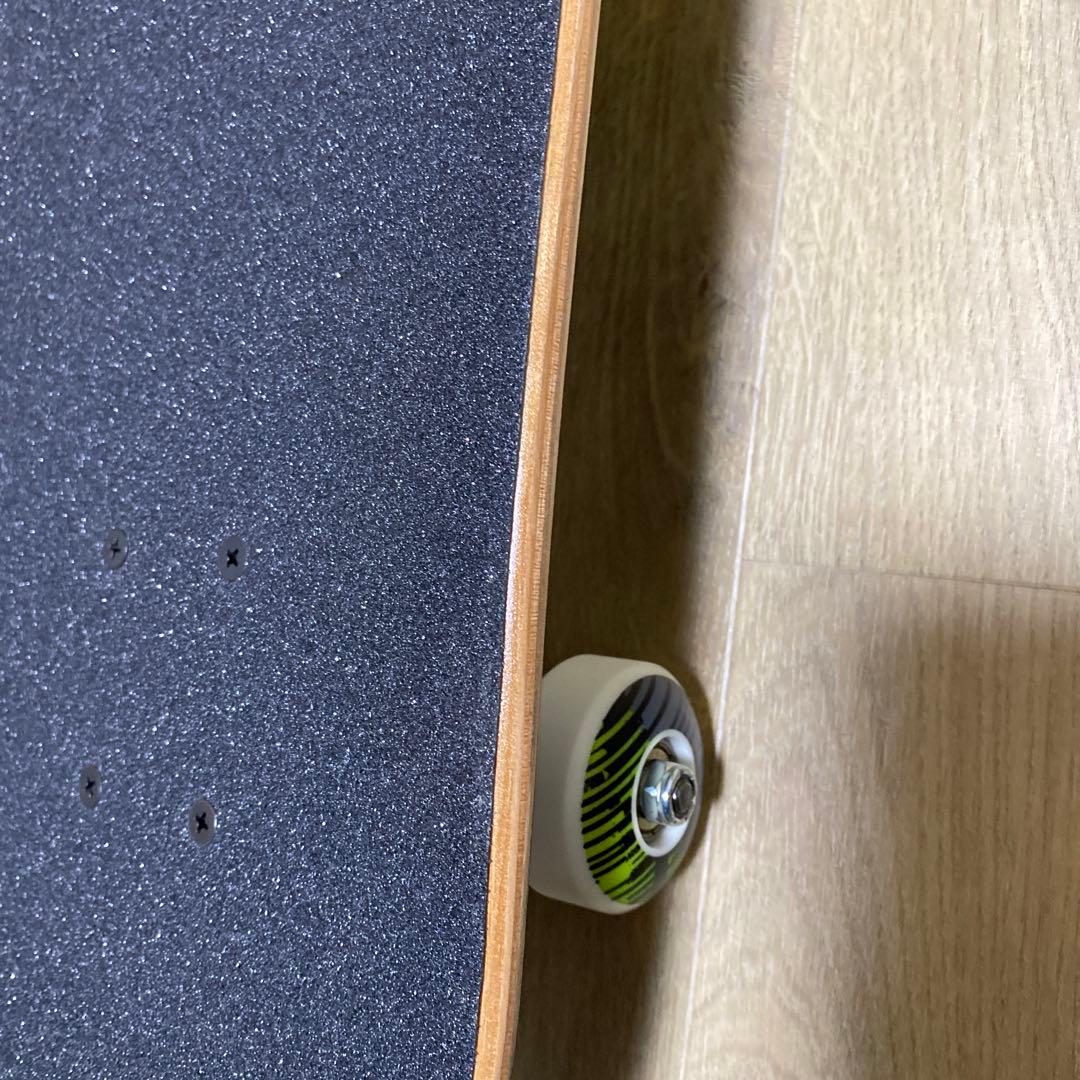 【新品・未使用】MONSTER スケボー　限定品スケートボード