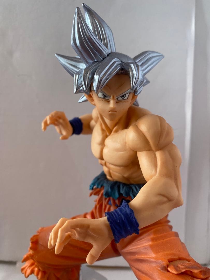 孫悟空 フィギュア 戦闘ポーズ - メルカリ