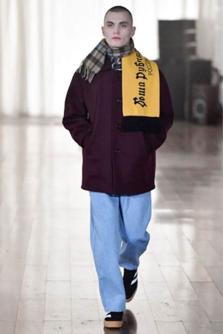 GOSHA RUBUCHINSKIYゴーシャラブチンスキー マフラー