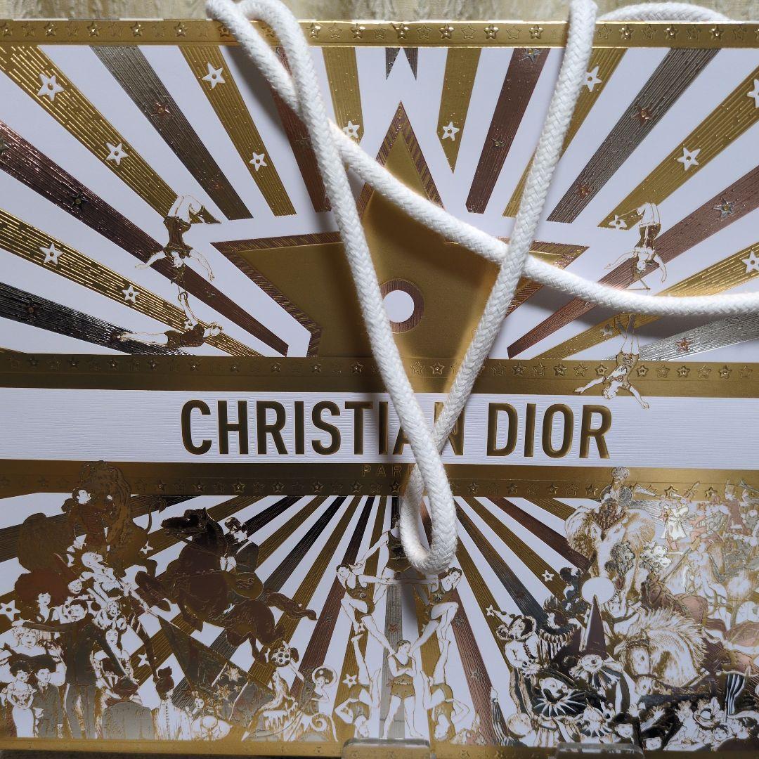 新品ディオールショウ サンク クルール 636 ファイアリー サーカス Dior