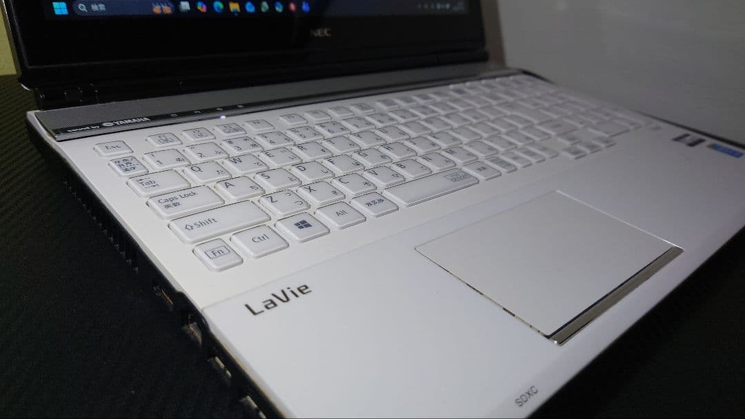 16GBCore i7タッチパネル　SSD512GB　Win11　Office