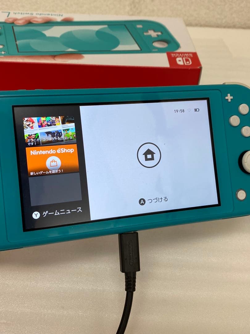 3-2584 Nintendo SwitchLiteターコイズ　＋　ソフト5点