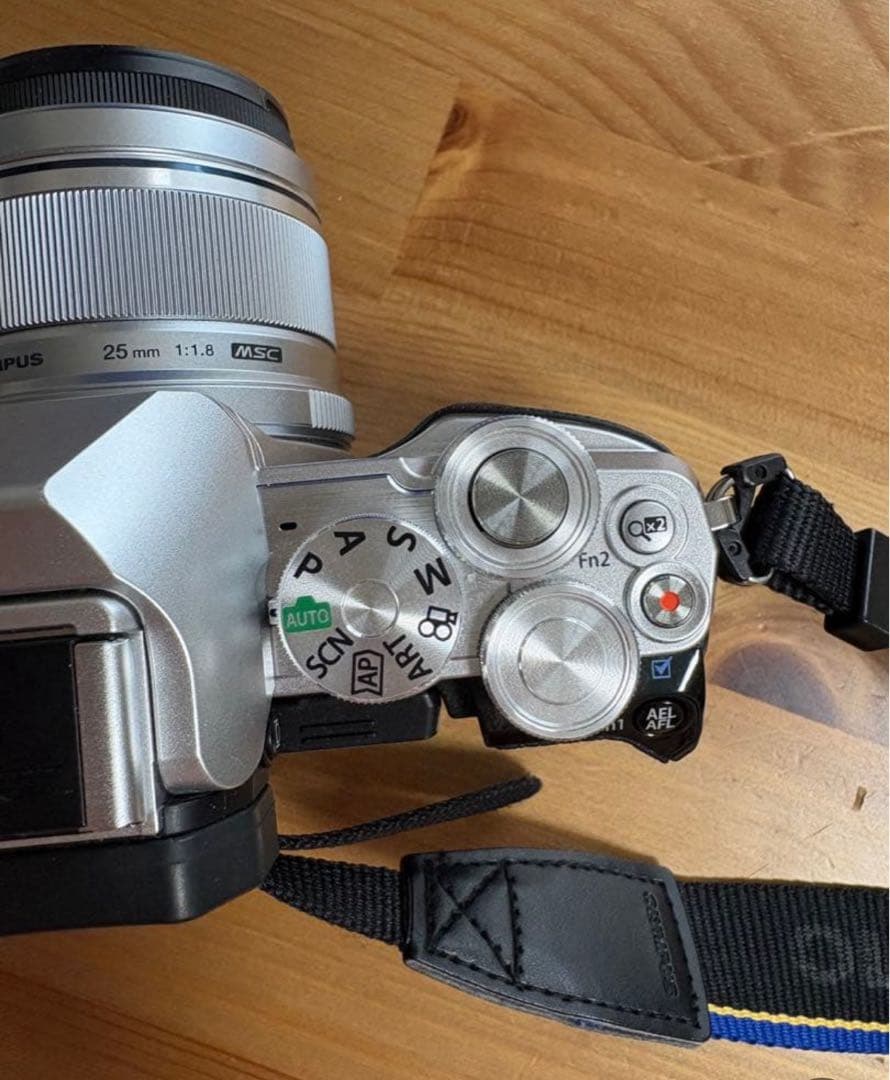 【美品】オリンパス OM-D E-M10 Mark III レンズ3本セット