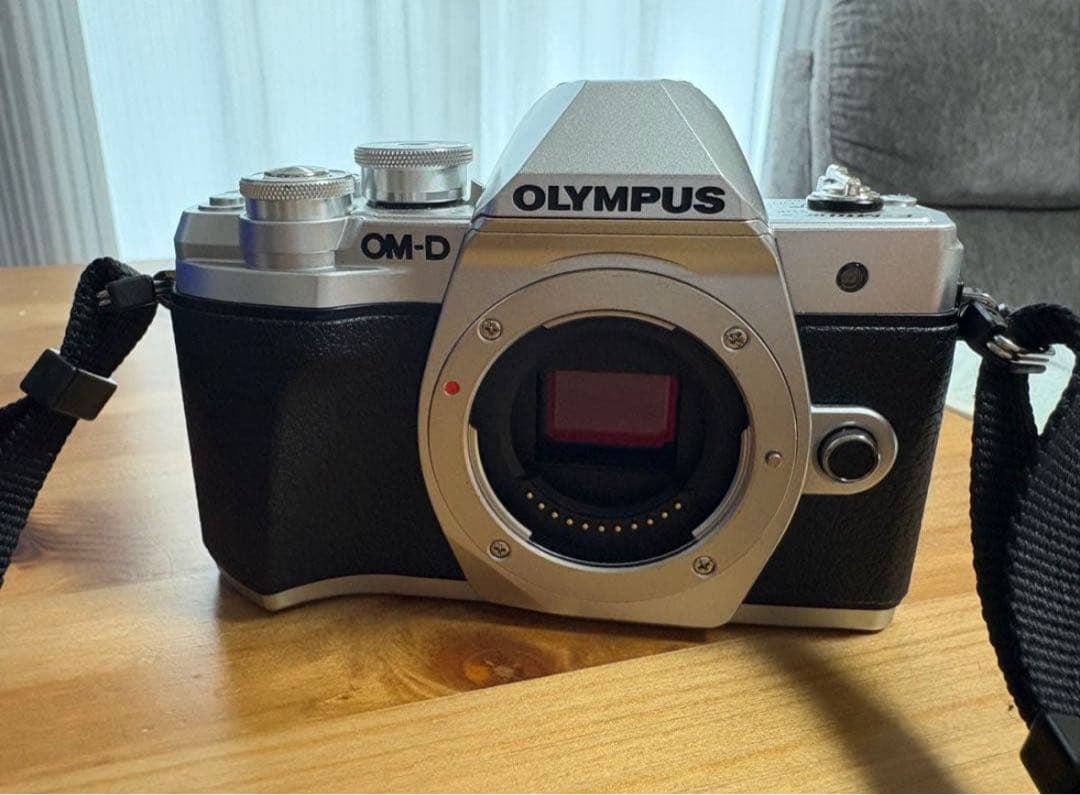 【美品】オリンパス OM-D E-M10 Mark III レンズ3本セット