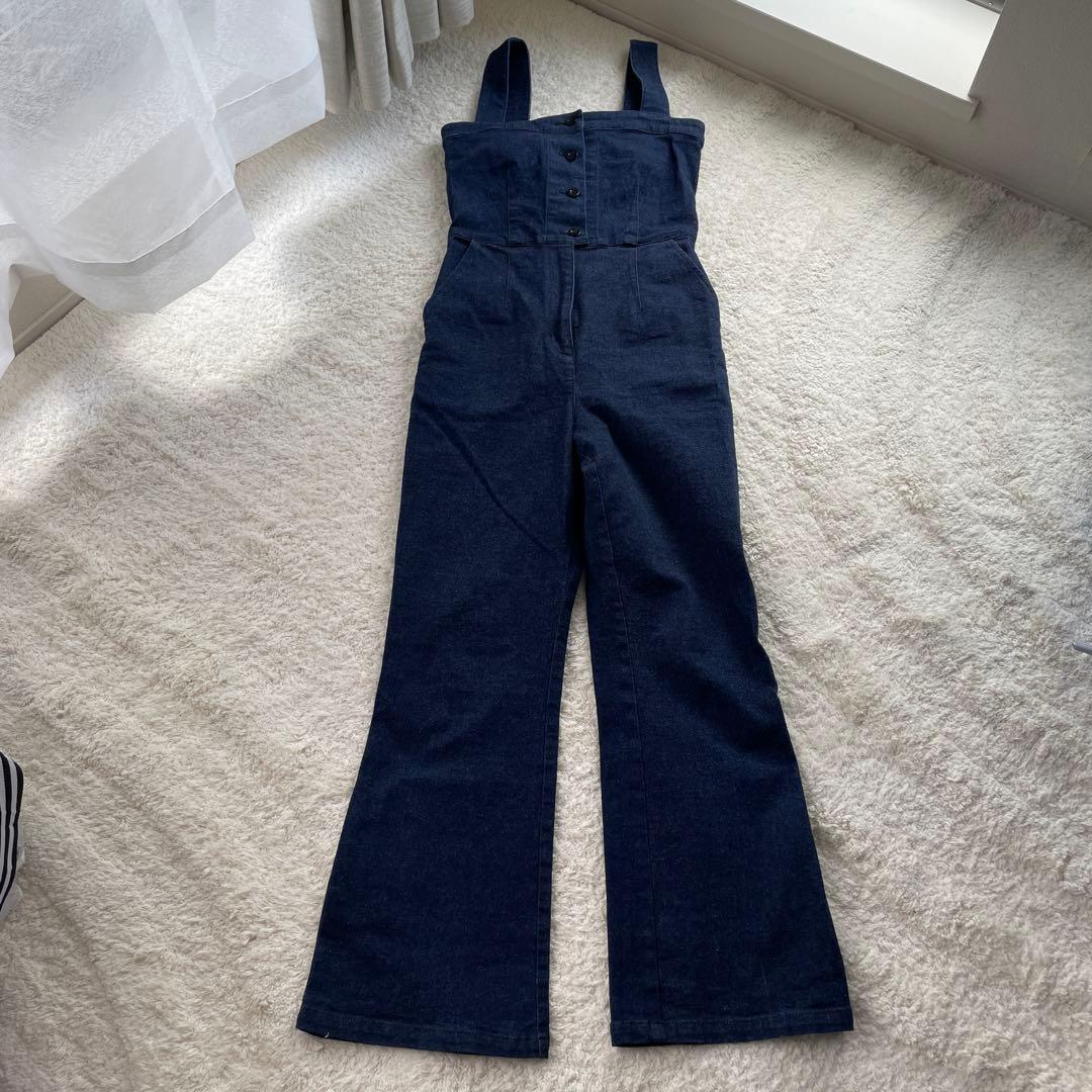 meer. デニムサロペット