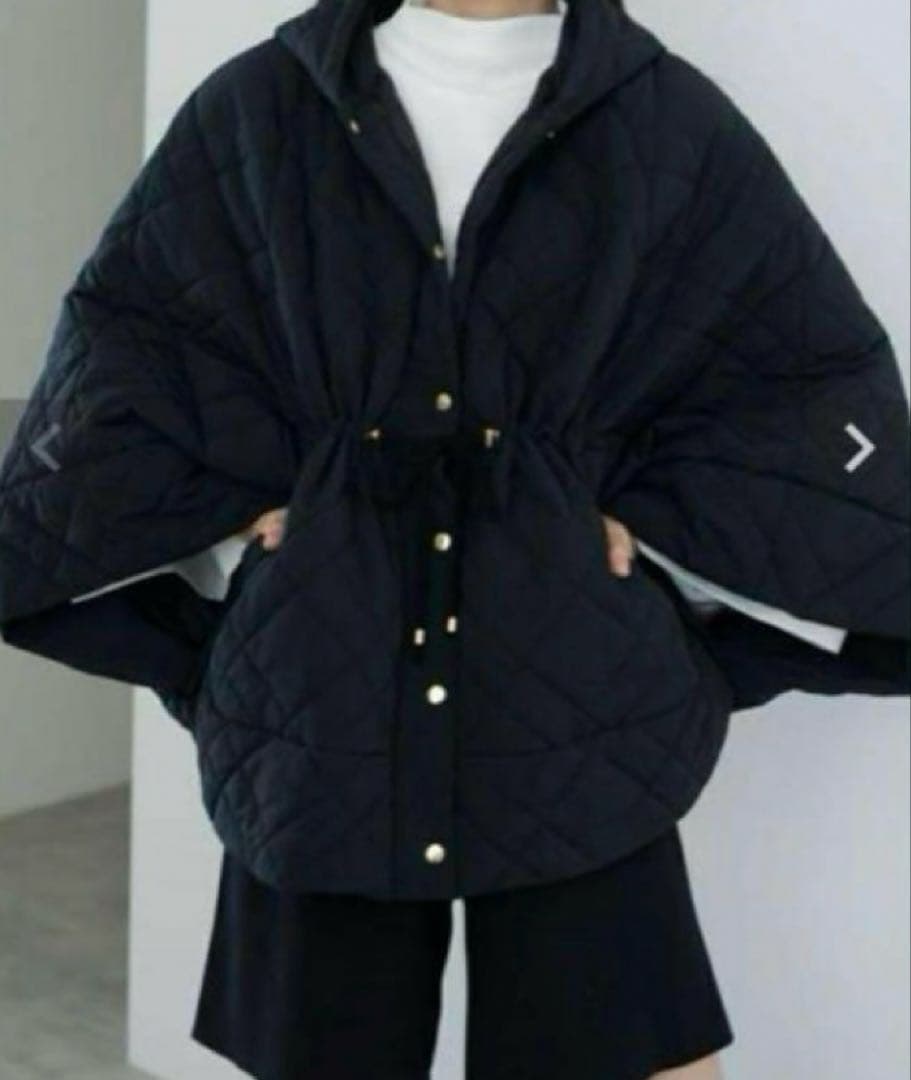 【極美品】maison de Dolce キルティングポンチョ ドルチェ　黒