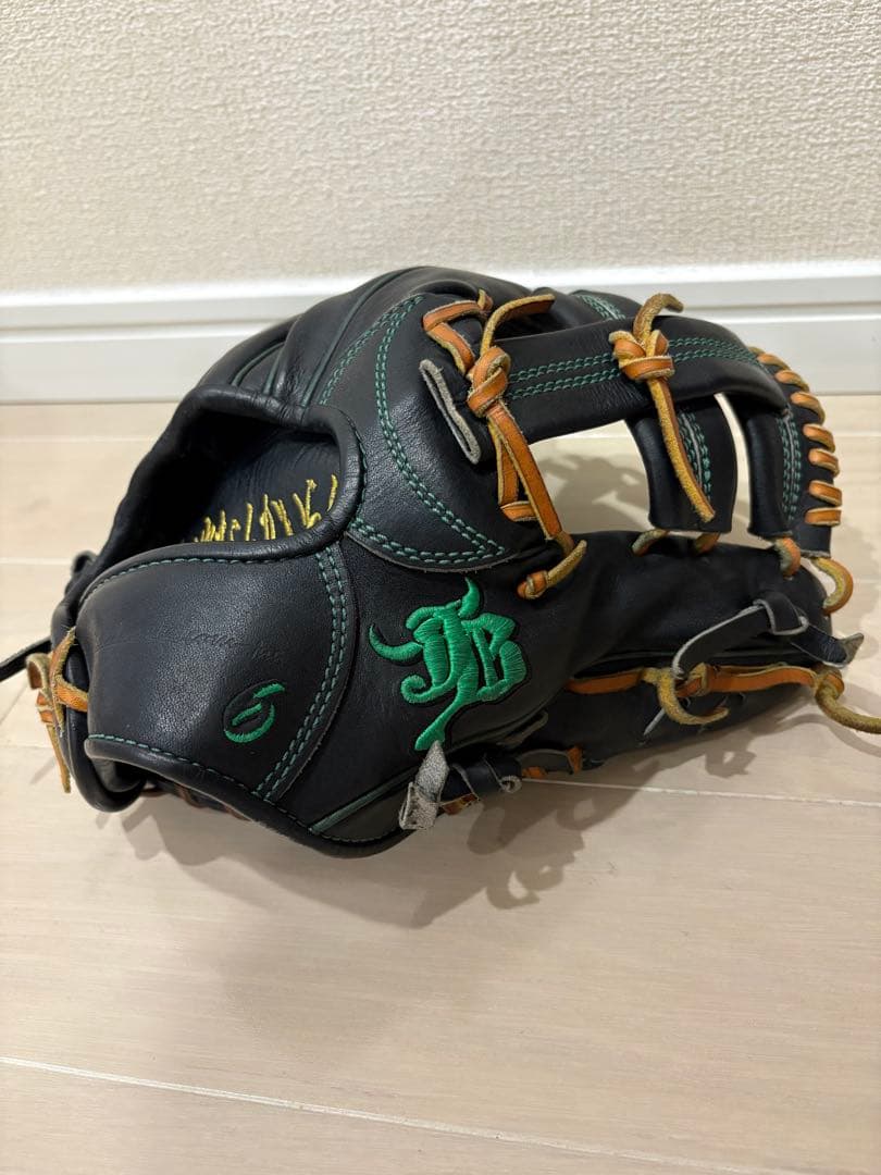 和牛jb オーダーグローブJB-006 軟式内野手用ブラック×グリーン 刺繍