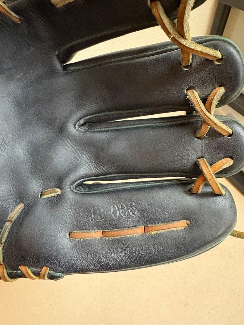 和牛jb オーダーグローブJB-006 軟式内野手用ブラック×グリーン 刺繍