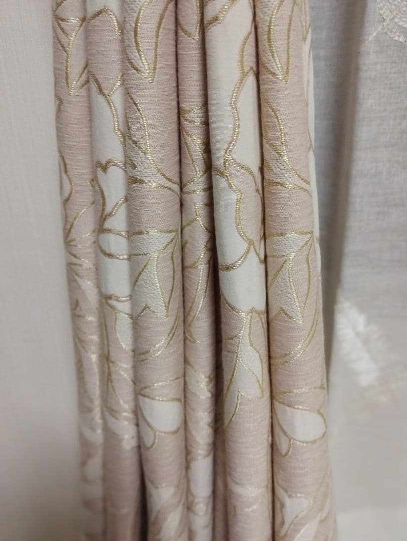 ベージュ 花柄 ドレープカーテン