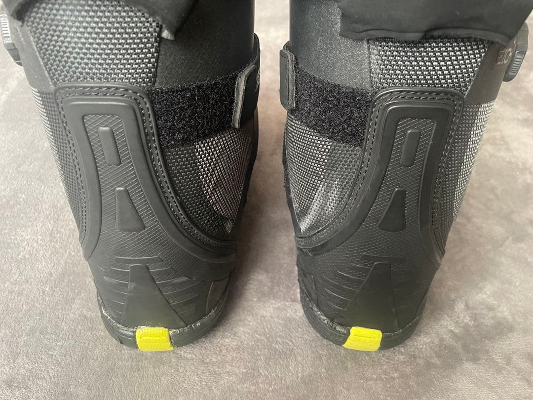 ★ HEAD EIGHT BOA エイトボア カービング 27cm ★